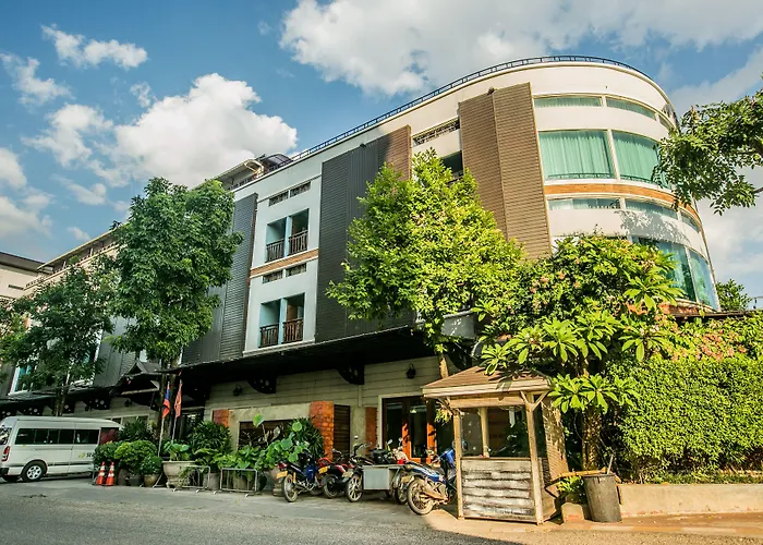 Seasons Riverside Hotel Vientiane